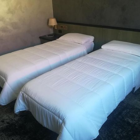 Hotel Gardenia Cermenate Exterior photo
