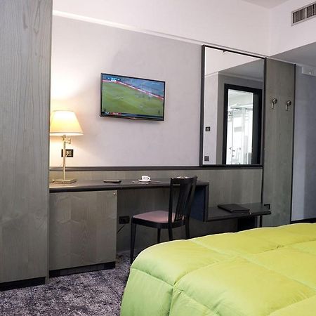 Hotel Gardenia Cermenate Exterior photo